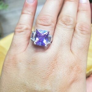Beverly Hills 18kt HGE Lilac Purple Gemstone Ring Size 7